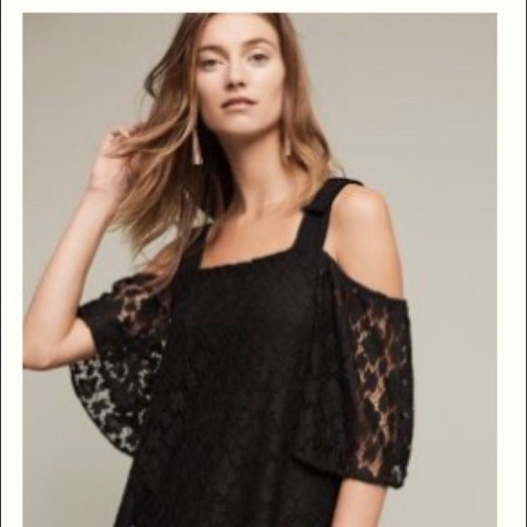 Bowed Lace Top - Picture 2 of 3